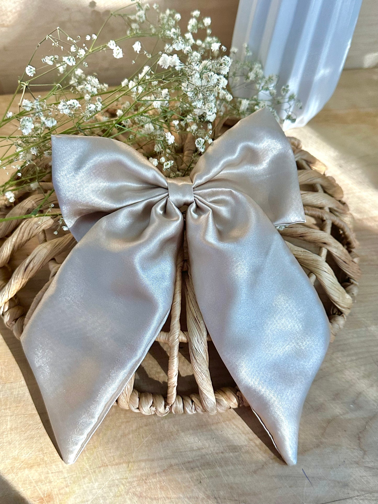 Dulce de Leche Bow